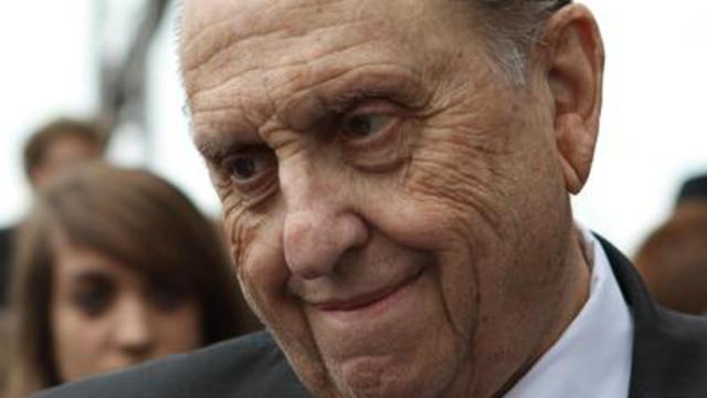 President Thomas S. Monson efter första spadtaget för templet i Rom den 23 oktober 2010.